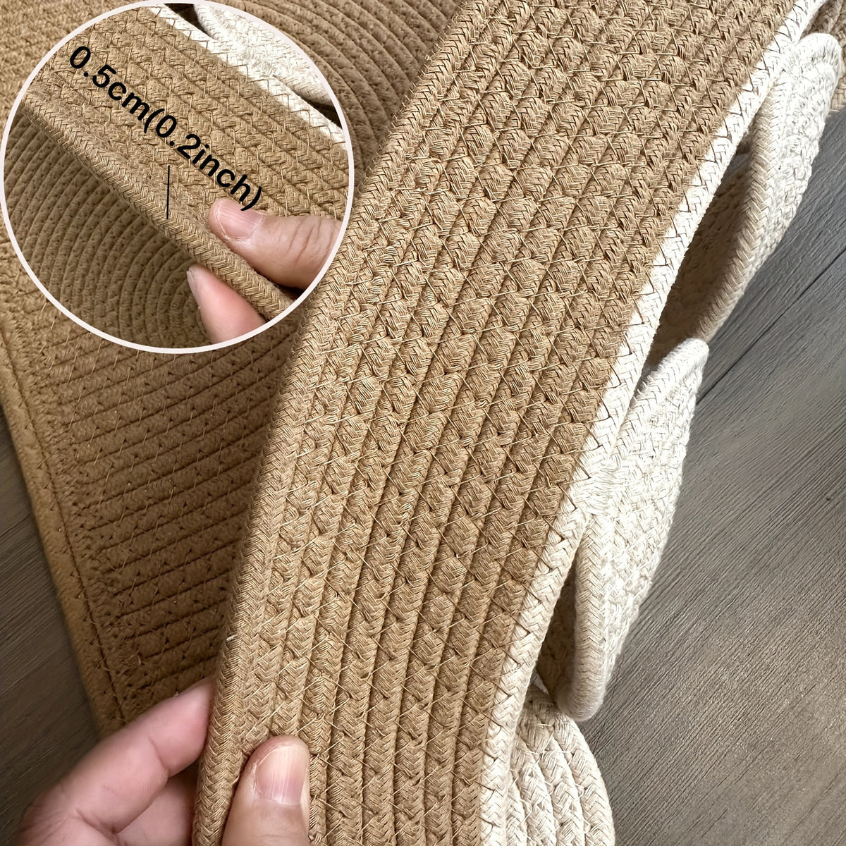 Tapis de bain demi-lune bicolore en lin tressé, fait main