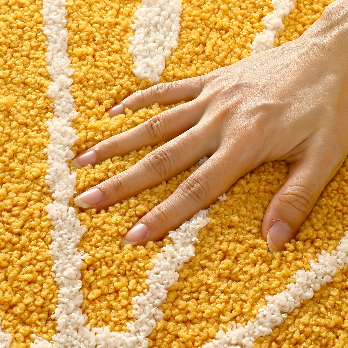 Tapis de bain rond jaune motif tranche d'orange, dos TPR