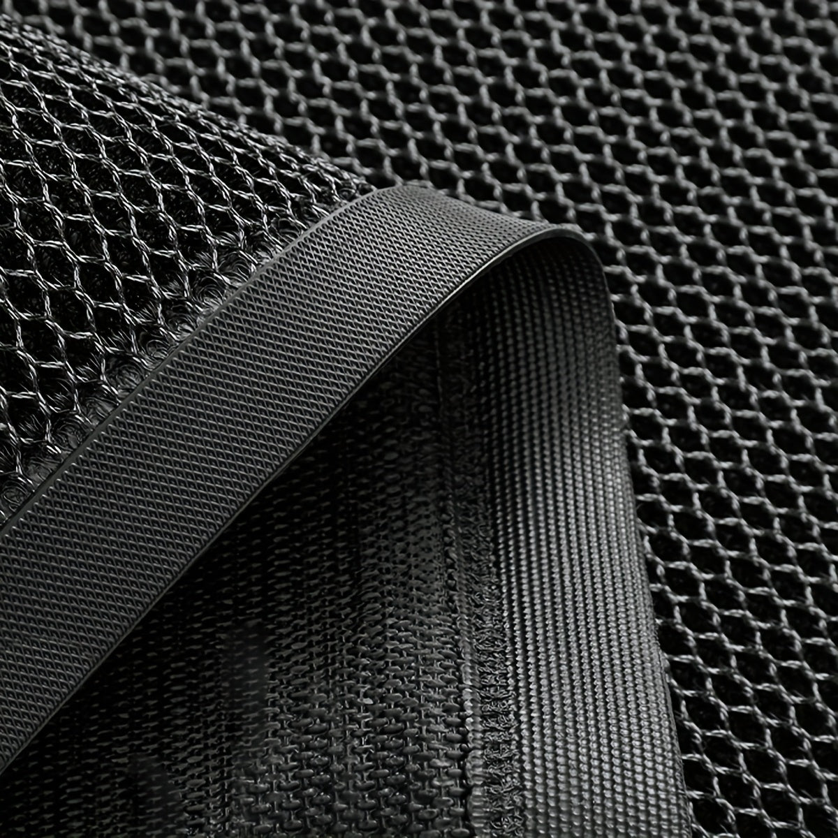 Tapis de porte demi-cercle noir en maille élastique TPE