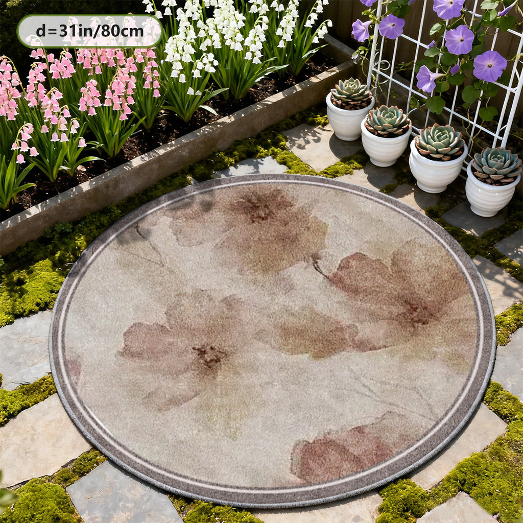 Tapis rond beige à grandes fleurs peintes à l'encre délavée