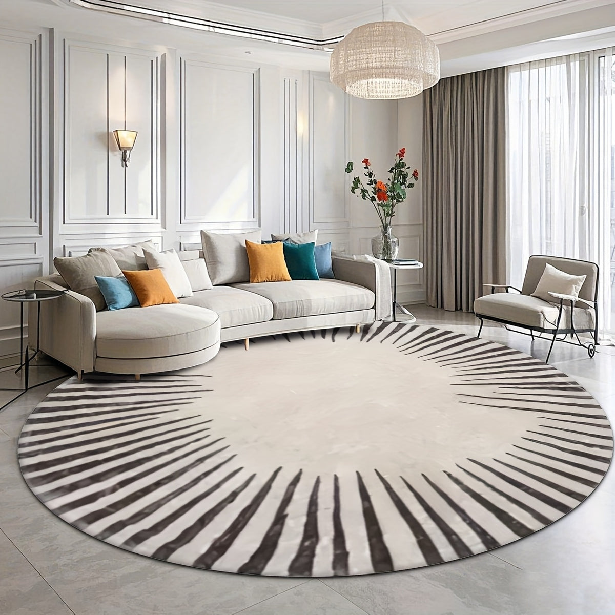 Tapis rond écru et noir à soleil tracé au pinceau, tissu plat