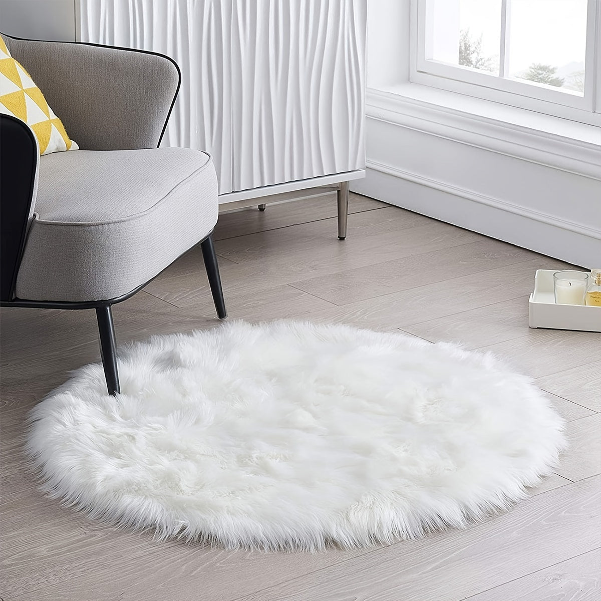 Tapis rond blanc fausse fourrure, poils 6 cm, 3 diamètres