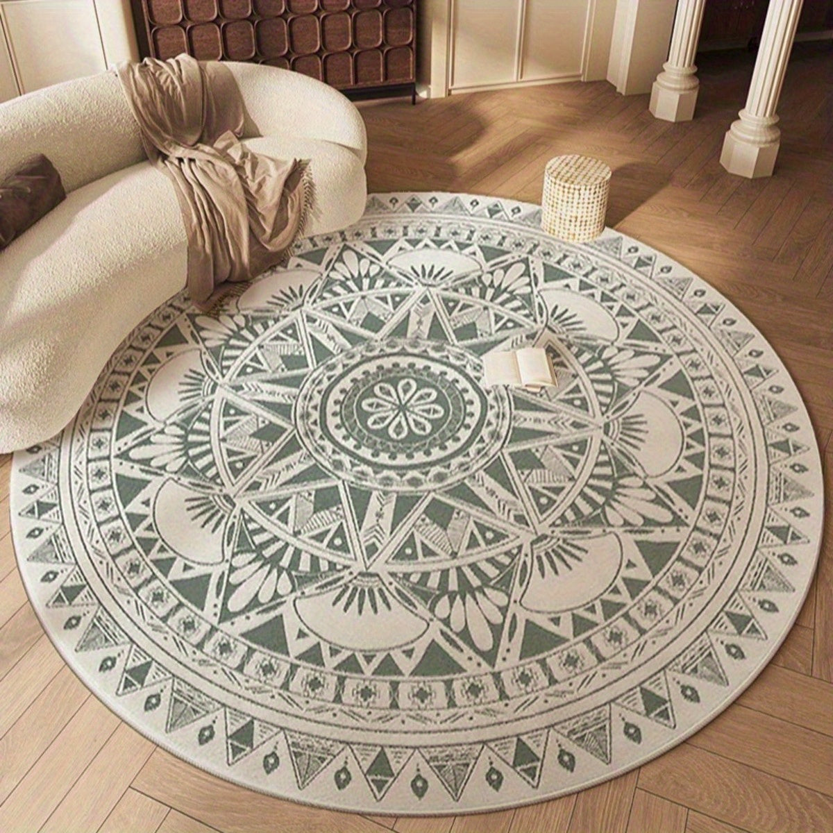 Tapis rond bohème à mandala vert sauge, en 160 ou 180 cm