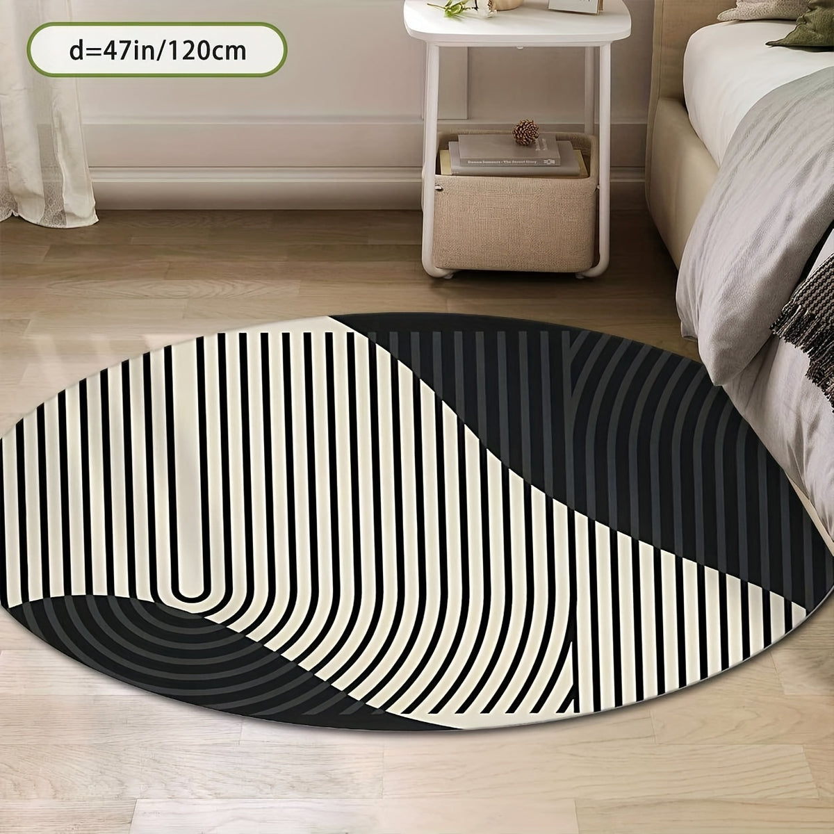 Tapis rond écru et noir à rayures, trois diamètres au choix