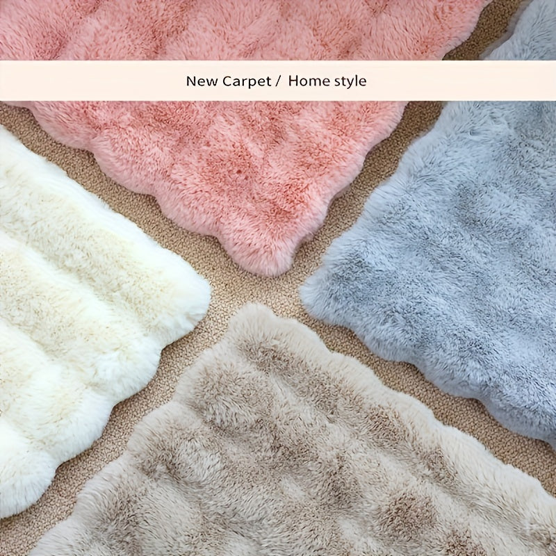 Tapis rond en fausse fourrure gaufrée, bord festonné souple