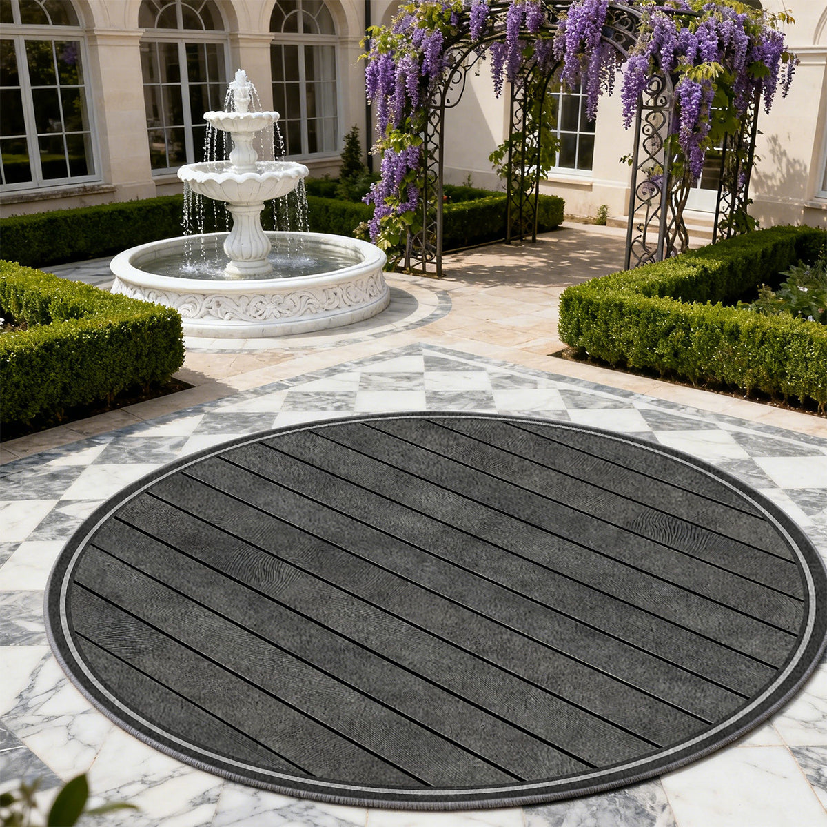Tapis rond gris anthracite à lames de bois rayées en biais