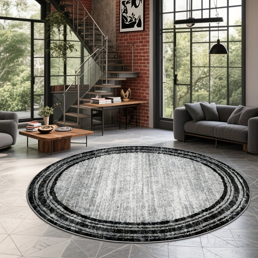 Tapis rond gris vintage à rayures délavées, bordure noire