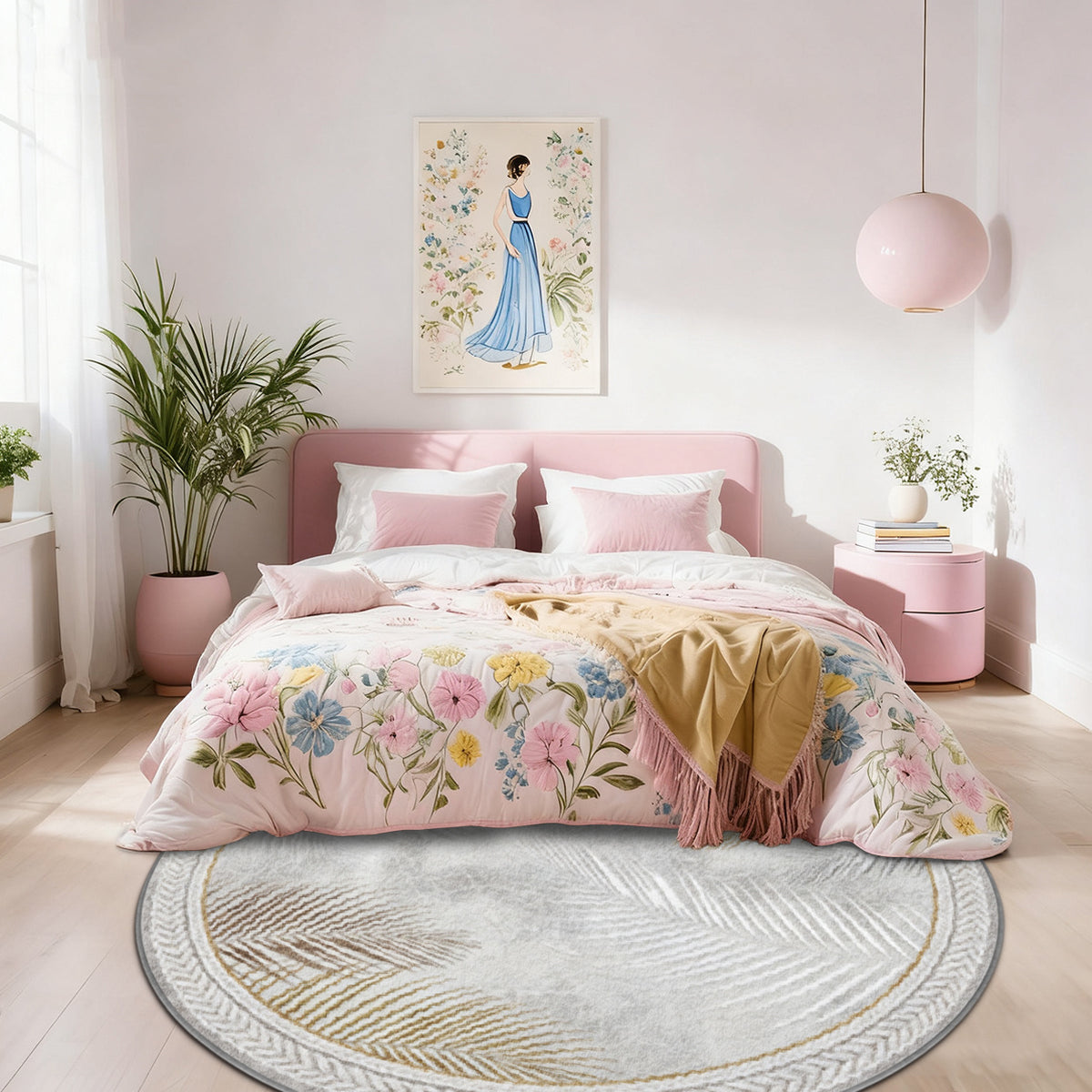 Tapis rond gris à palmes dorées, tressage imprimé au bord