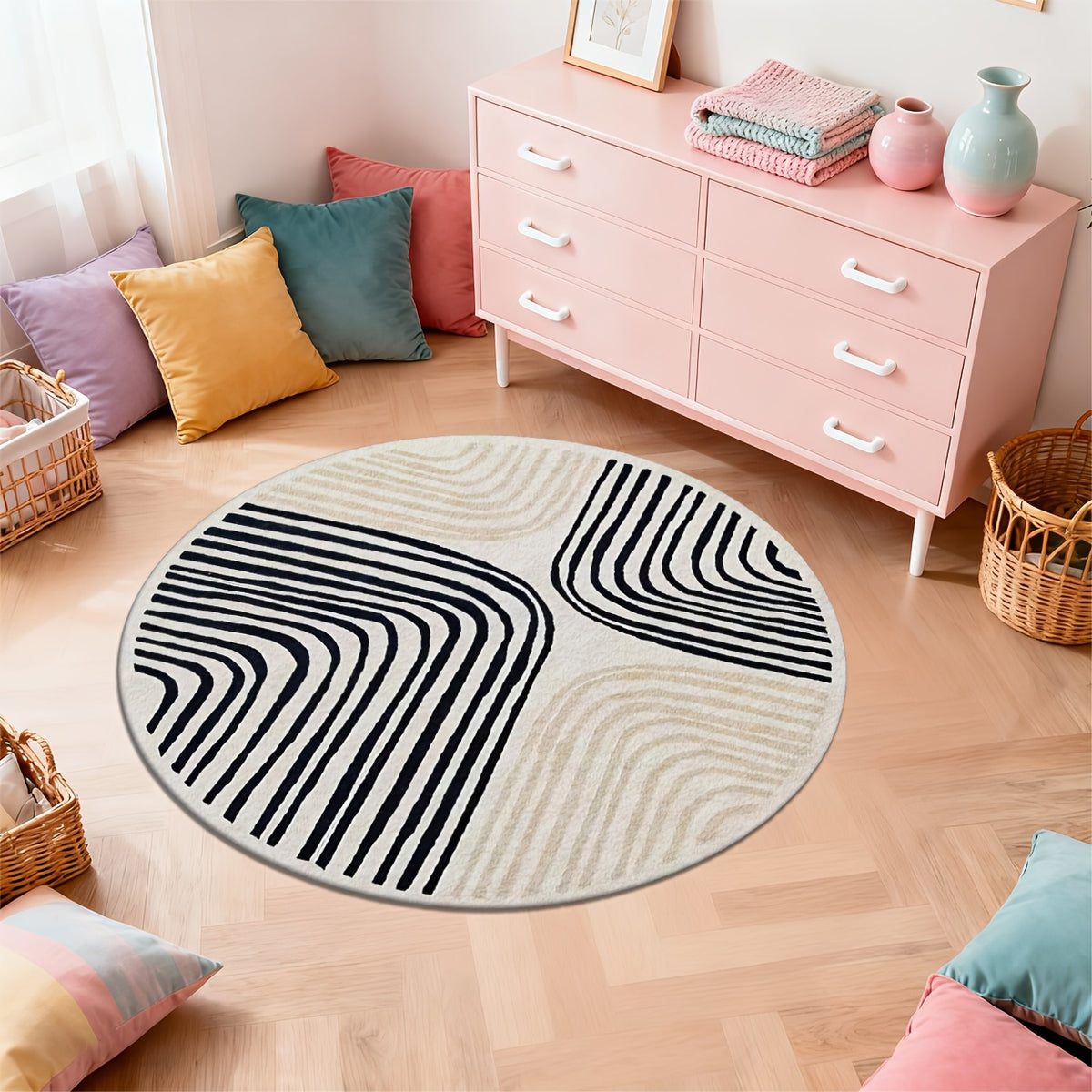 Tapis rond ivoire à lignes noires, quatre diamètres au choix