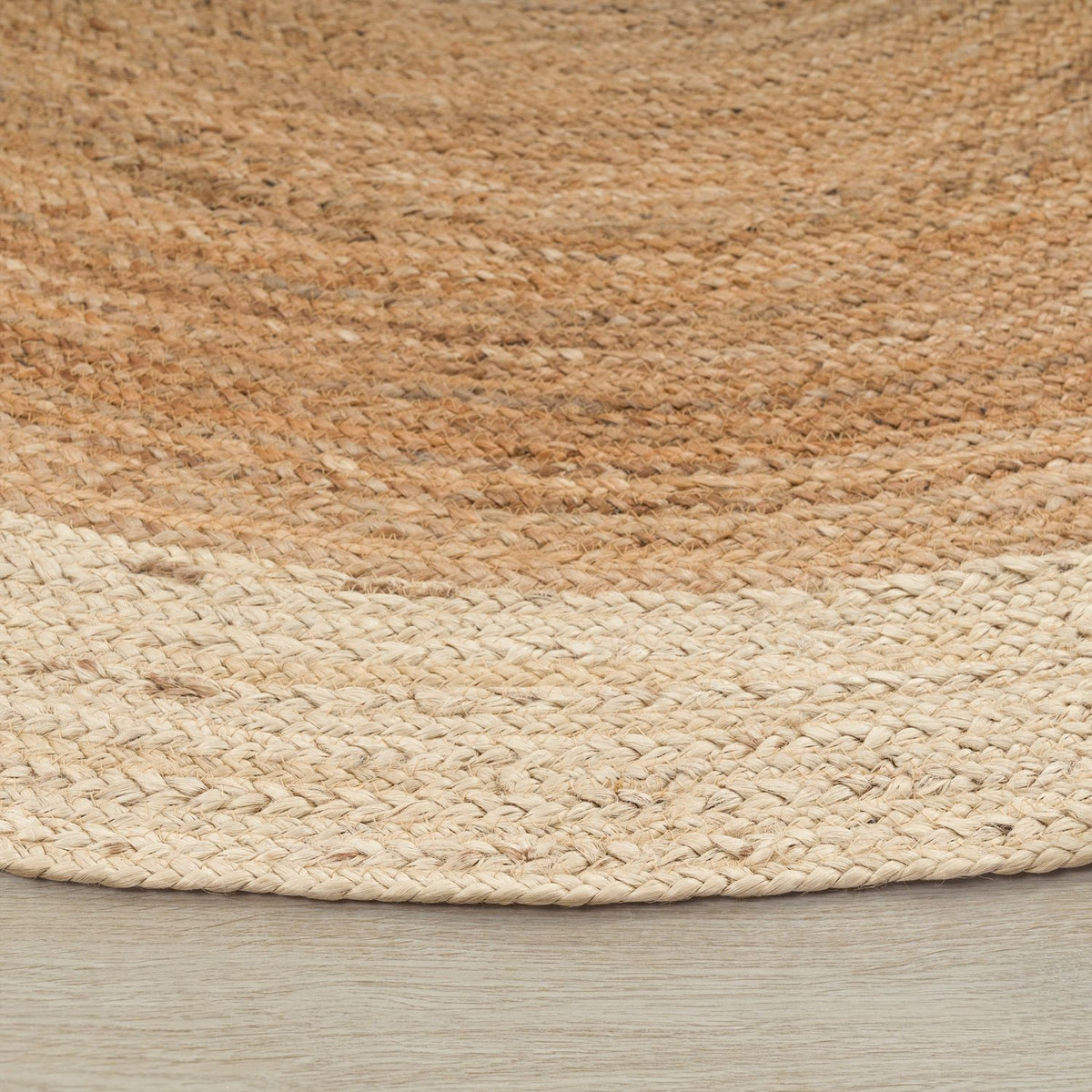 Tapis rond en jute tressé main, bordure noire ou ivoire