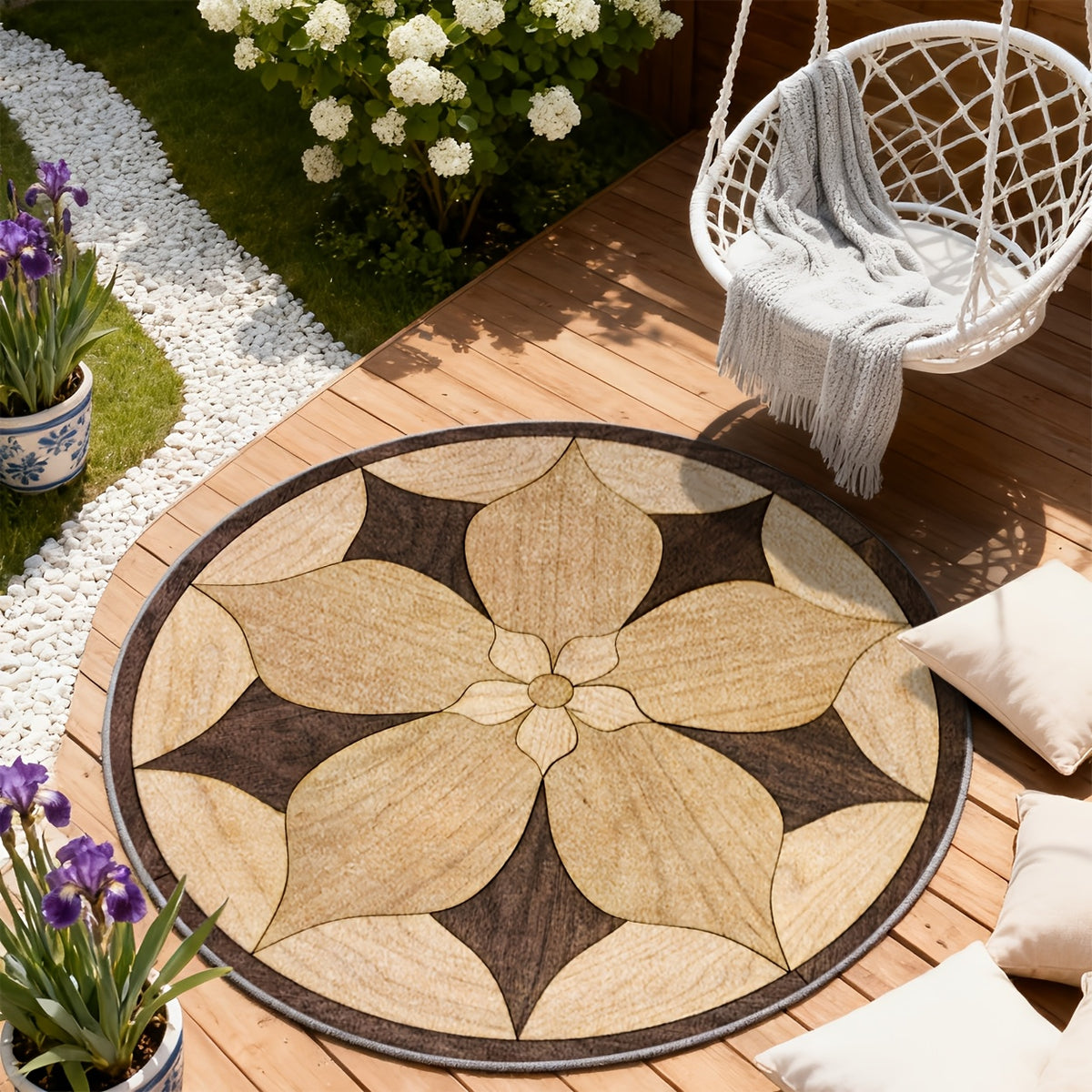 Tapis rond marron à grande fleur en effet marqueterie bois