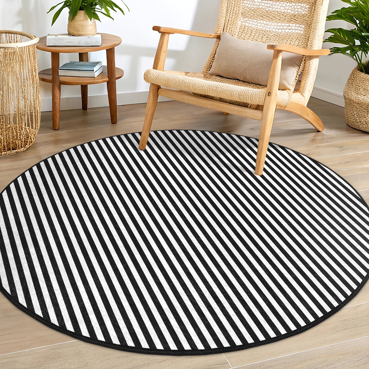 Tapis rond à rayures obliques noires et blanches, Ø 180 cm