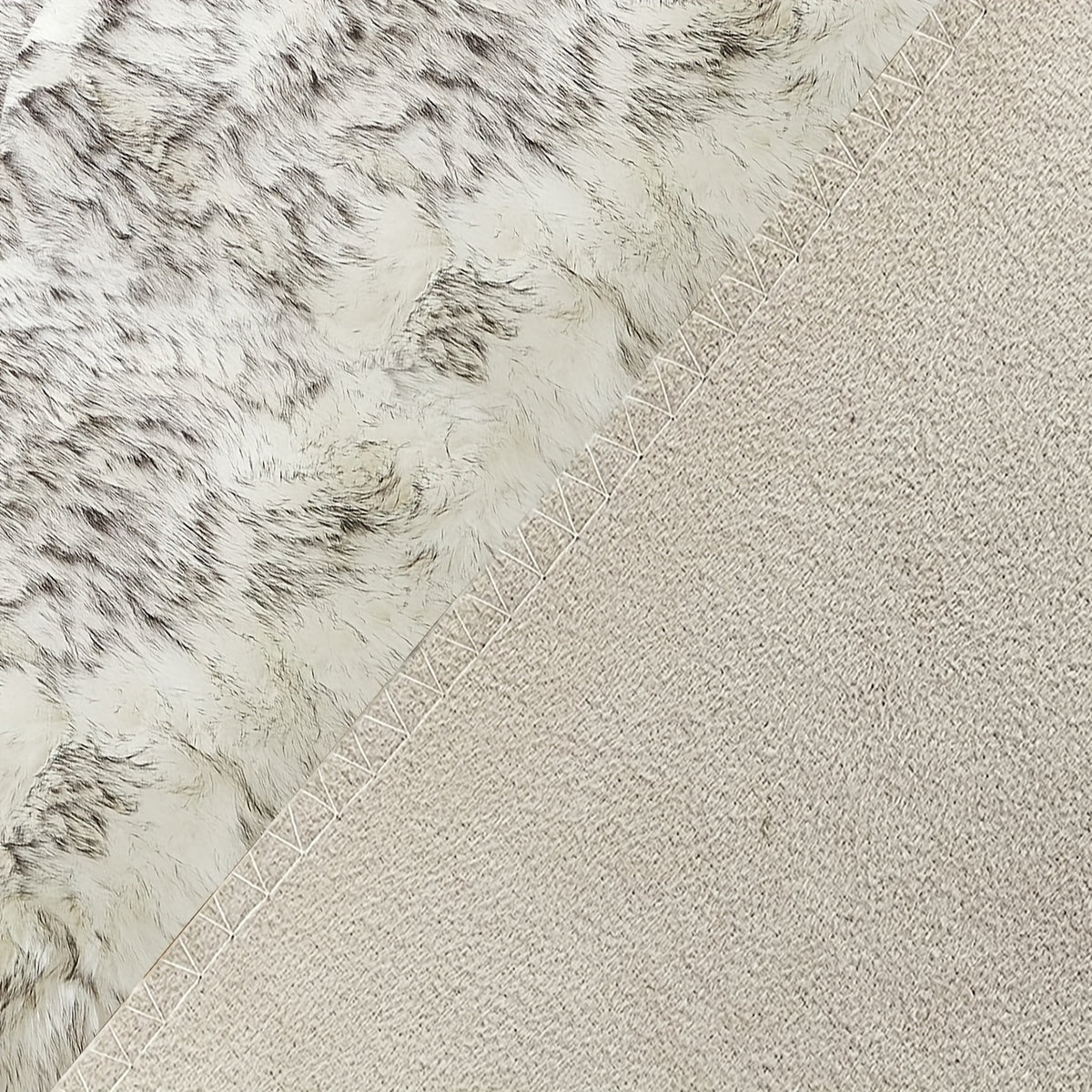 Tapis rond façon laine blanche à pointes noires, 3 tailles