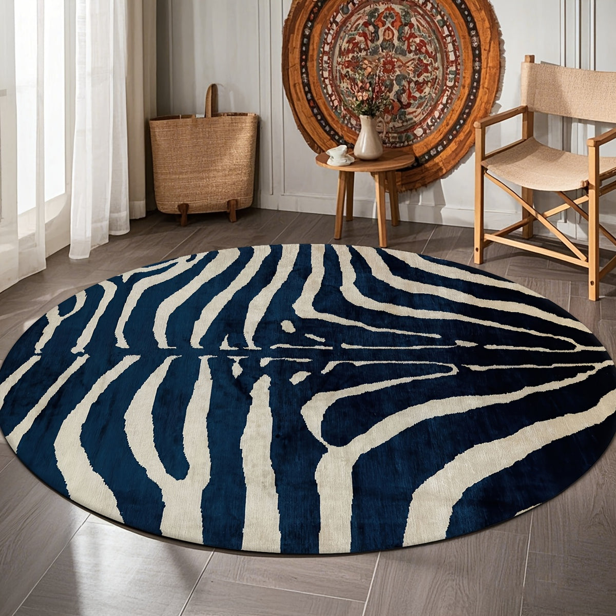 Tapis rond zébré bleu marine et crème, en velours 100 %